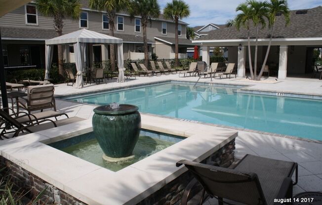 Large 3/3/2 Townhome Carrollwood