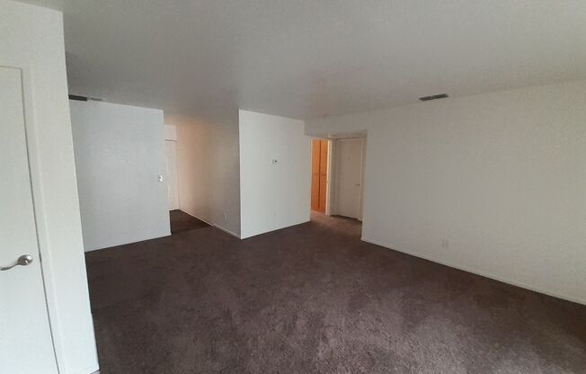 2 beds, 2 baths, 1,050 sqft, $1,950, Unit 8