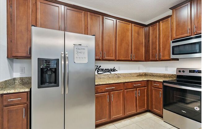 Spacious Townhome in the Villages of Northwoods!