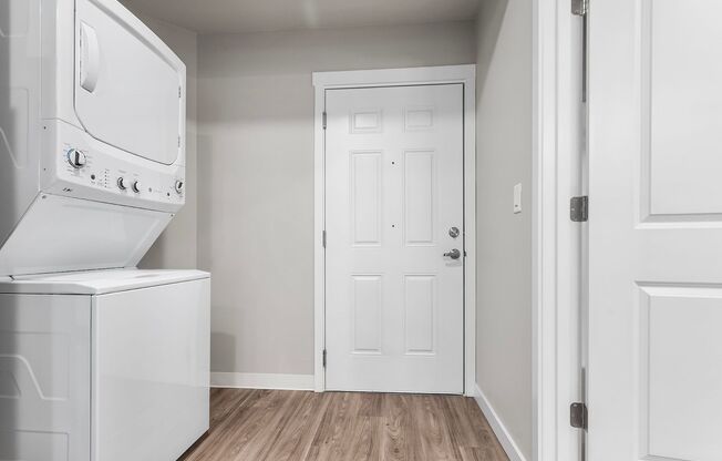 Studio, 1 bath, 448 sqft, $1,350, Unit A18