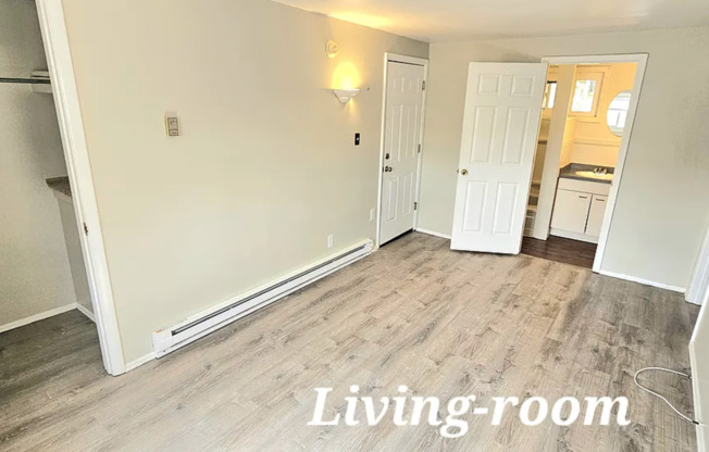 1027 Cochran Mill Road