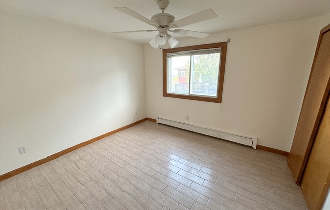 3 beds, 2 baths, $3,200, Unit 1