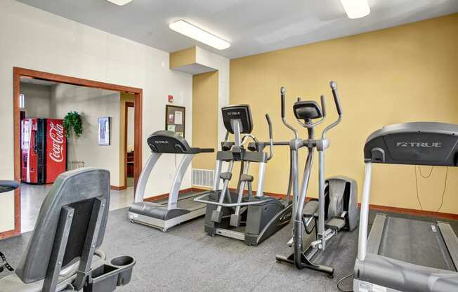 Allegro Gym Apartments in Covington, WA