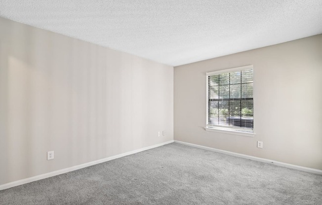 Woodmere Trace Apartmements in Duluth, GA Bedroom