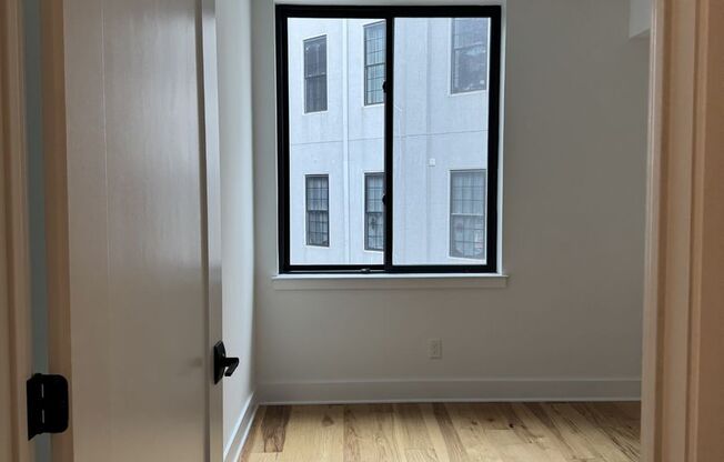 1 bed, 1 bath, 615 sqft, $1,495, Unit 410