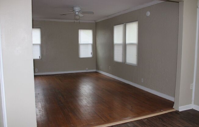 Roomy 2 bed, with Nice kitchen & garage $150 OFF FIRST MONTH'S RENT