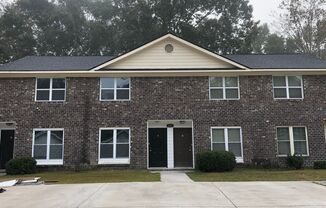 Quiet end of street in Summerville townhome