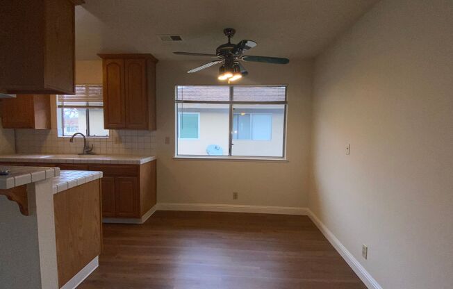 2 beds, 1 bath, $2,195