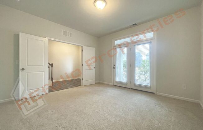 Charming 3 Story 4 Bedrooms with 1st Floor Guest Suite Townhome @ Smith Farm, Apex, Available Dec 8th, 2025!