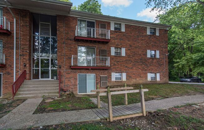 Rohling Oaks Apartments