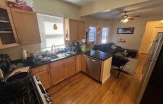 4 beds, 2 baths, $5,400, Unit 1