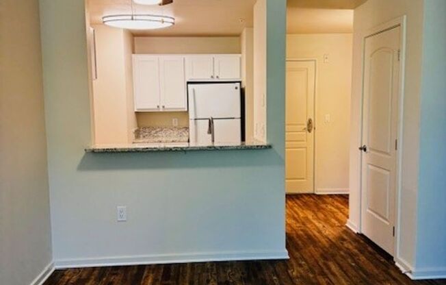 1 bed, 1 bath, 535 sqft, $1,255, Unit 213
