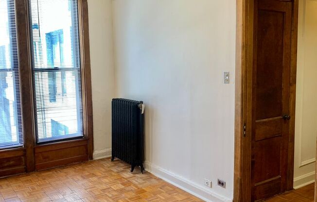 Studio, 1 bath, 300 sqft, $1,385, Unit 530-611