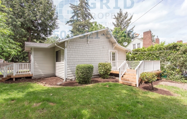 2 beds, 1 bath, $2,395