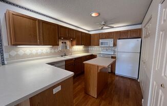 Beautiful 2-bedroom, 2-bathroom Townhome!