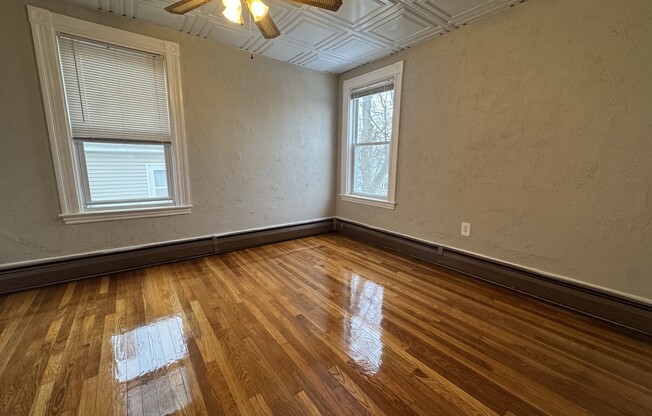 17 EDMANDS ST