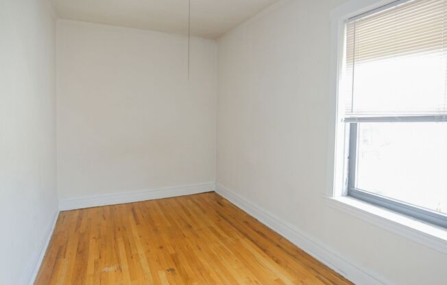 1 bed, 1 bath, 585 sqft, $1,535, Unit 2612G-3R