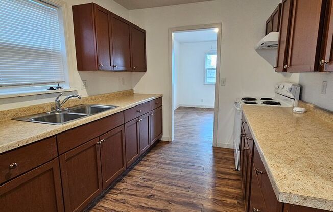 4 BED | 1 BATH | HOME | NORTH RAPID