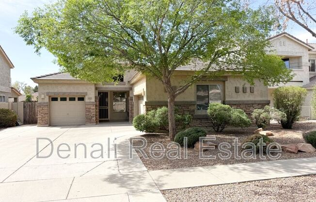 423 W PELICAN DR