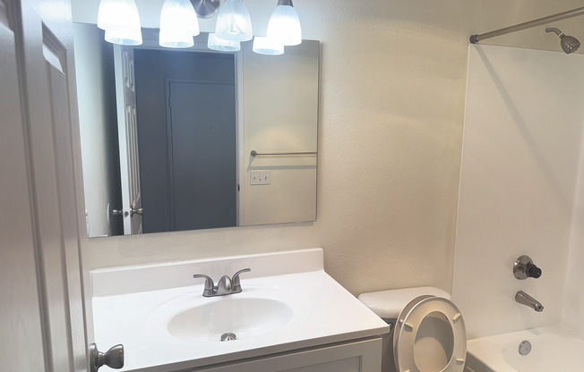 3 beds, 2 baths, 1,126 sqft, $2,450, Unit E101