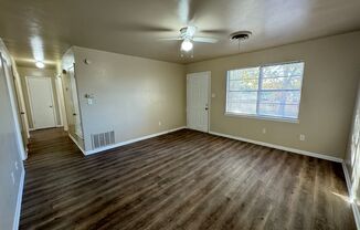 3 beds, 1 bath, $1,025