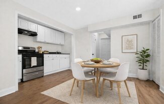 21 25 WILLOUGHBY