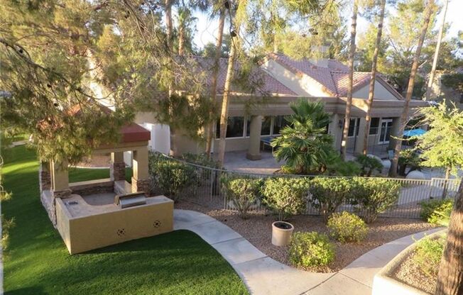 3 beds, 2 baths, $1,520, Unit # 1039