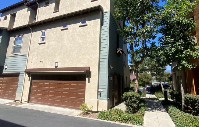 Victoria Gardens Three Bedroom Condo