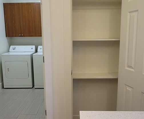 2 beds, 2 baths, 1,080 sqft, $1,875, Unit N8