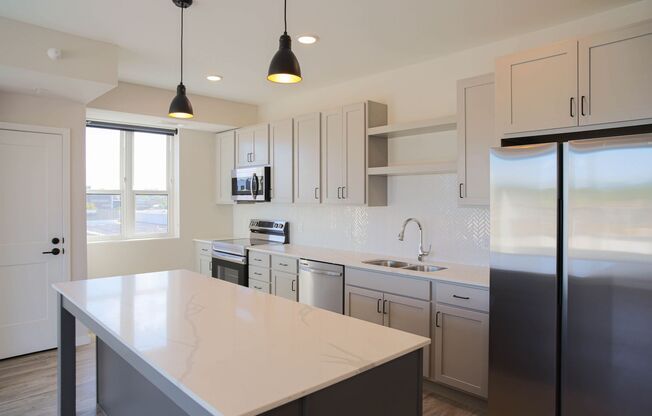 2 beds, 2 baths, 1,144 sqft, $2,650, Unit 527