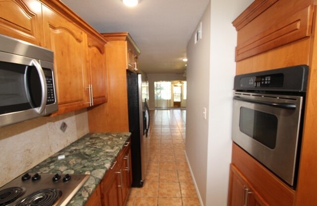 2 beds, 2.5 baths, $1,545