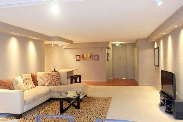 2 beds, 2 baths, 1,310 sqft, $3,995, Unit 2N