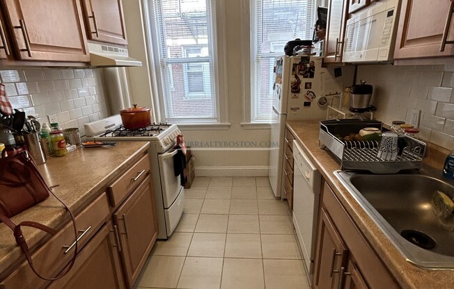 5 Barrows St