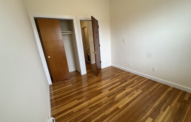 160 180 N BEACON ST
