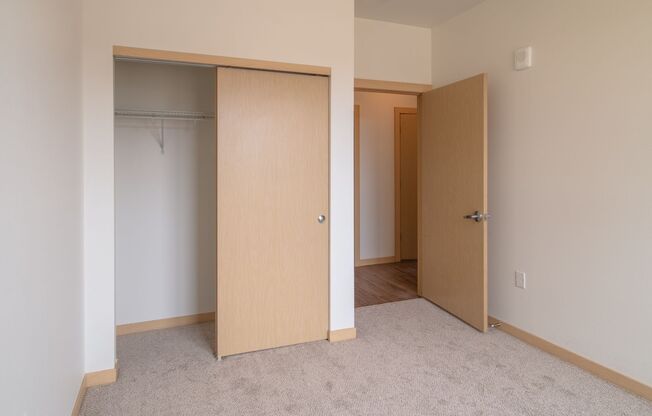 2 beds, 1 bath, 789 sqft, $1,655, Unit 408