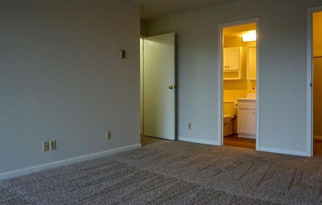 2 beds, 2 baths, $1,500, Unit UNIT C 407