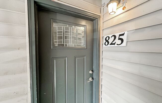 2 beds, 1 bath, 1,000 sqft, $1,400, Unit SC825