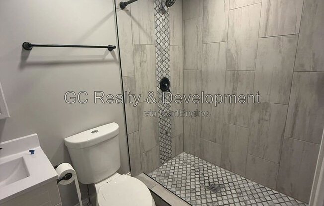 2326 W 25 ST