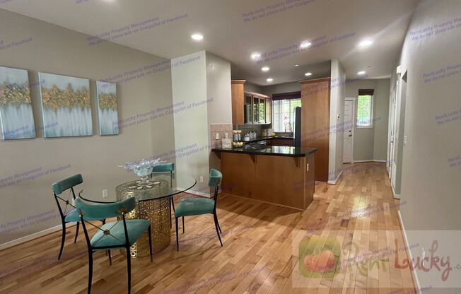 Stylish Townhome in Issaquah Highlands | Mountain Views & Walkable Living