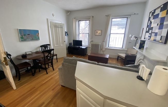 1 bed, 1 bath, 600 sqft, $2,595, Unit 6