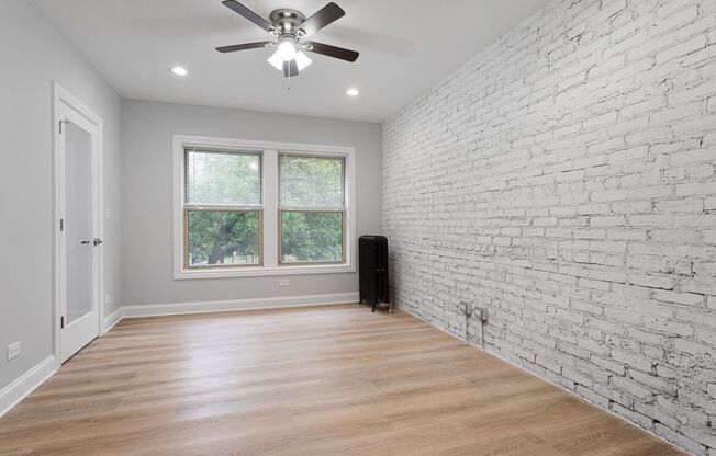 2 beds, 1 bath, 561 sqft, $2,100, Unit 1635-2N