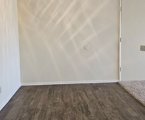 1 bed, 1 bath, 650 sqft, $2,000, Unit 326