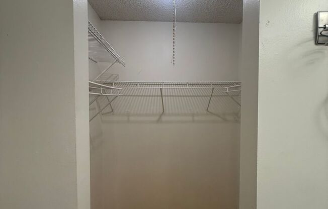 2 beds, 1.5 baths, $1,400