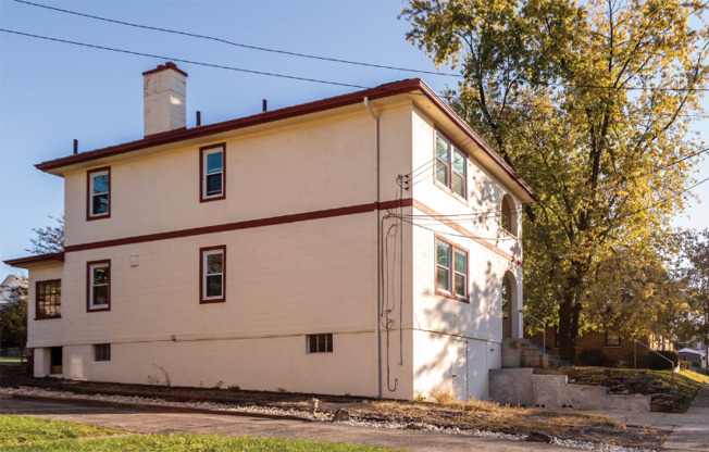 184 MDW AVE