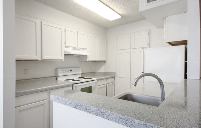 Kitchen at Park Place Apartments in Las Cruces New Mexico