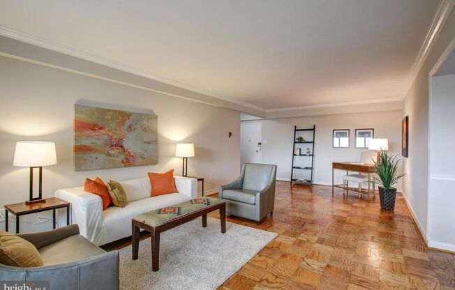 Wesley Heights Two Bedroom, Two Baths, Furnished or Unfurnished!