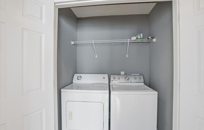 2 beds, 2 baths, $1,625, Unit Unit 1006