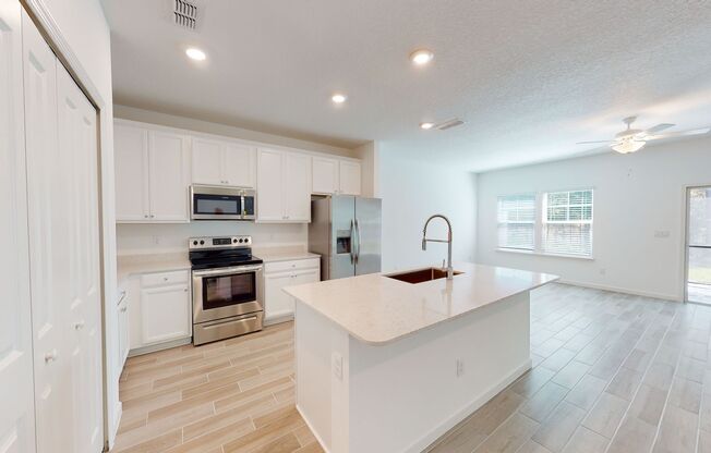 Beautiful townhome for rent in Grand Isles at Beachwalk!