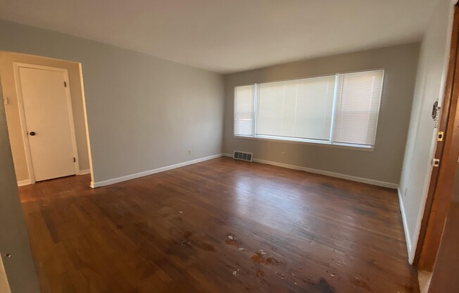5221 N 68 ST