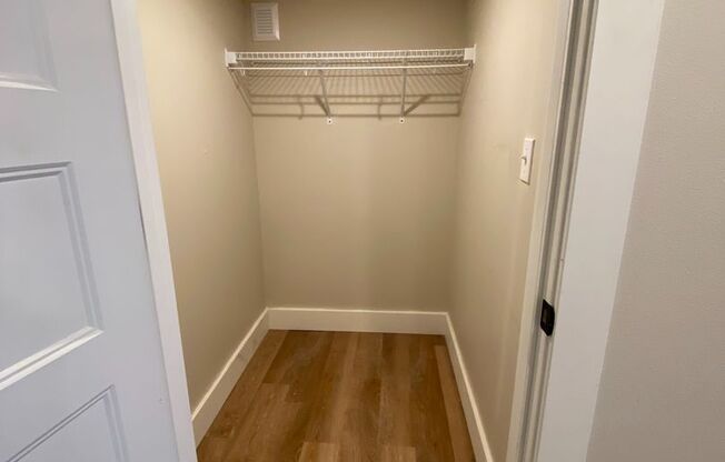 1212, 1216, 1220 East Remington Court
